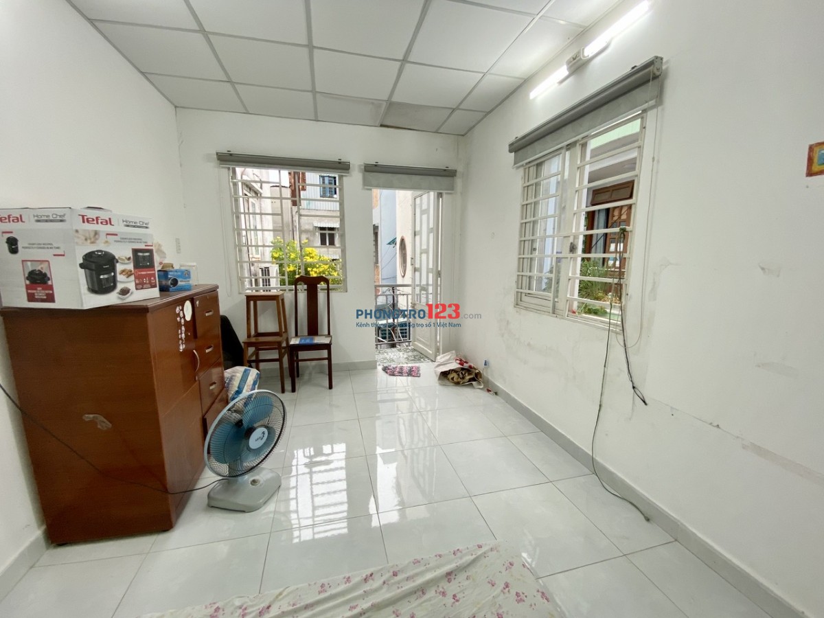 Cho thuê Nhà riêng 3PN, 2WC tại hẻm Huỳnh Tấn Phát, giá 9.3 triệu