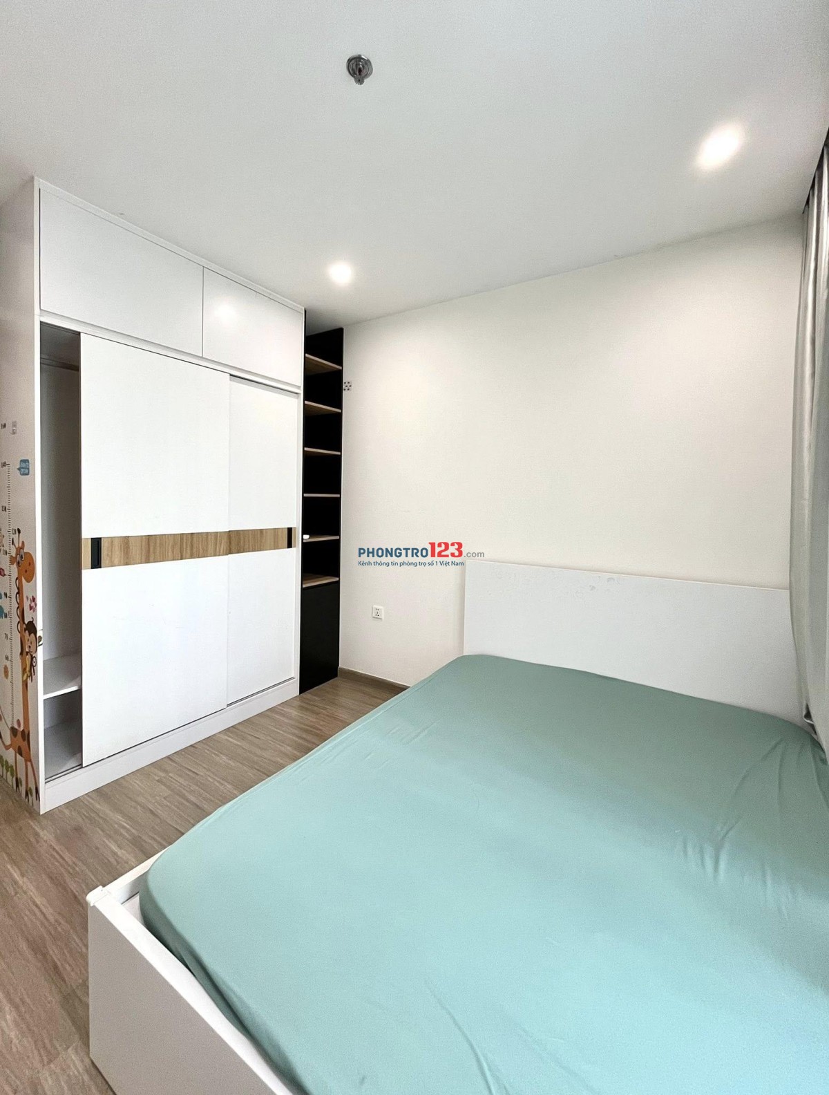 Cho thuê căn 2p ngủ C/c Richmond -Nguyễn Xí, full nội thất giá 14,5tr/th