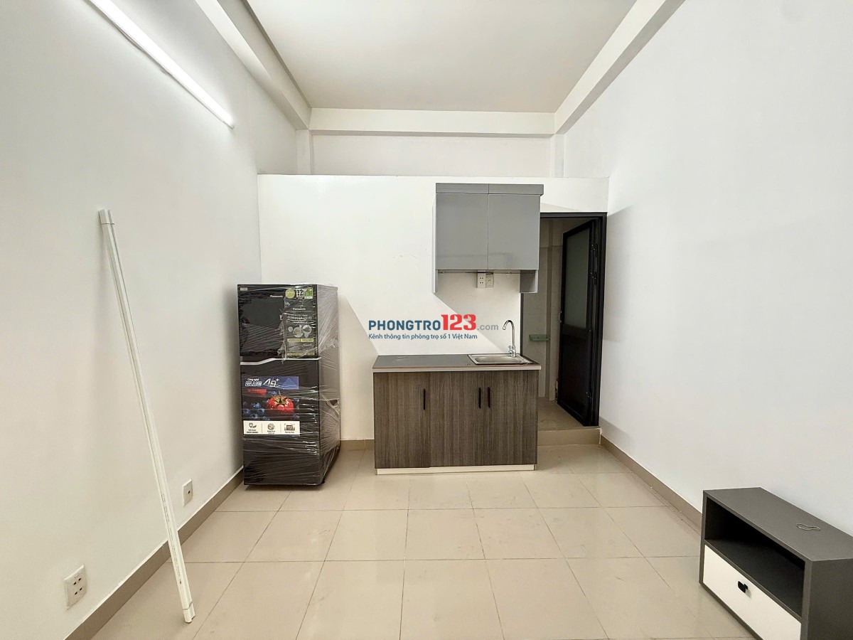 Cho thuê studio ban công full nội thất