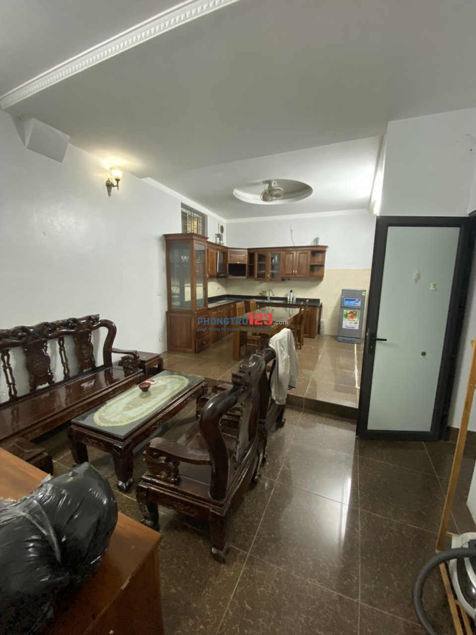 Cho thuê Căn hộ Apartment Tầng 1 tại Số 98 ngõ 116 Phan Kế Bính, Cống Vị, Ba Đình. Chỉ 5tr