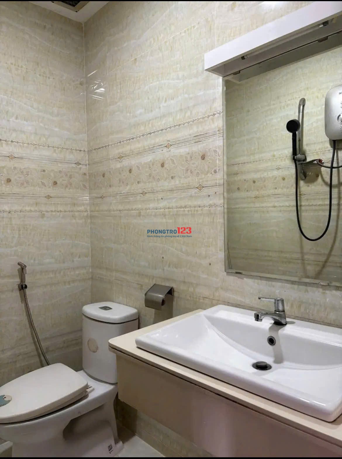 Chung cư Screc, Trường Sa, Quận 3, 87m2, 2PN, Căn Góc, 13tr/tháng.