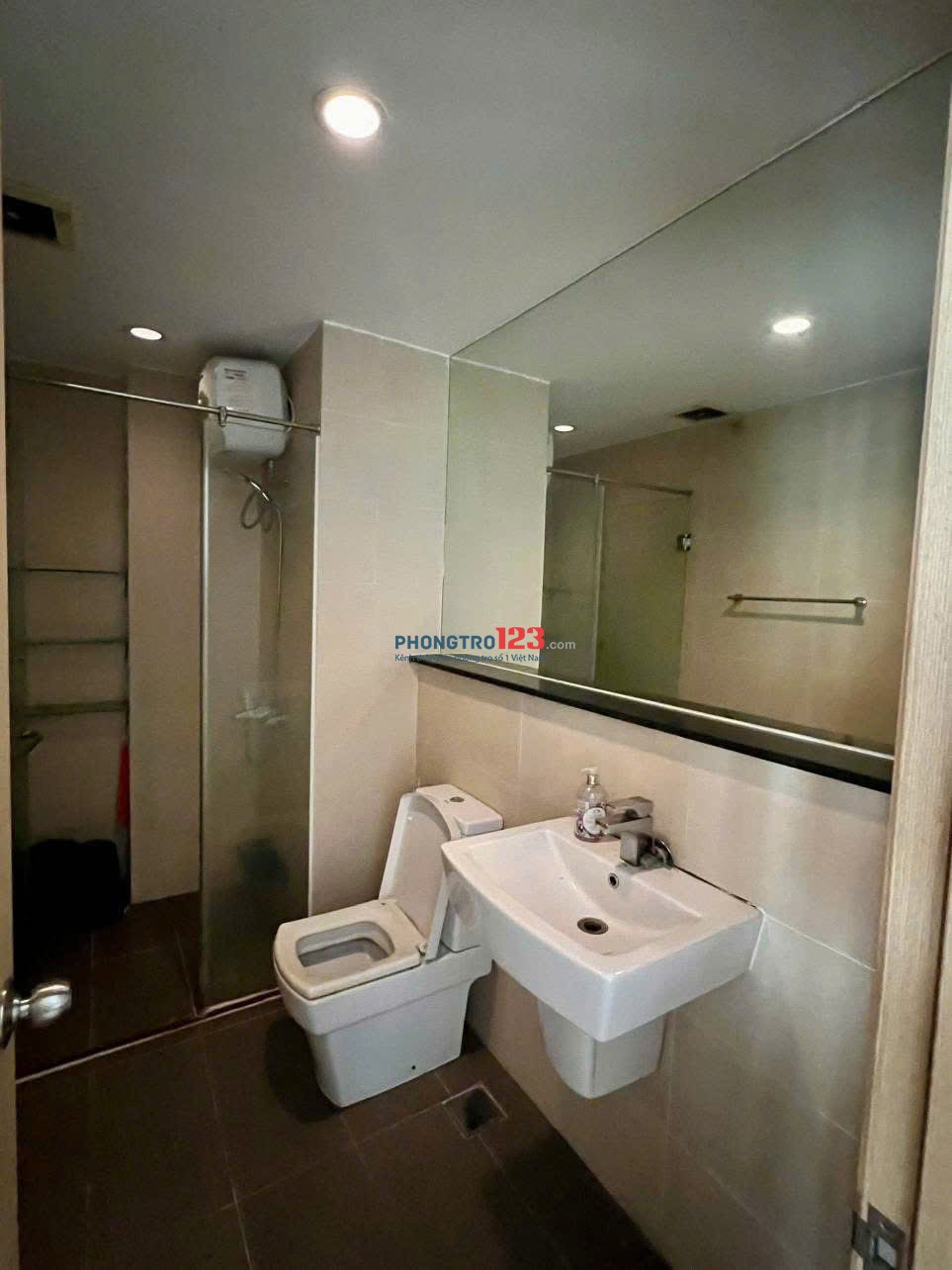 C/c Phúc Yên, Phan Huy Ích, Căn góc, 10tr/th, 90m2, 2PN, 2WC. Nhà mới.