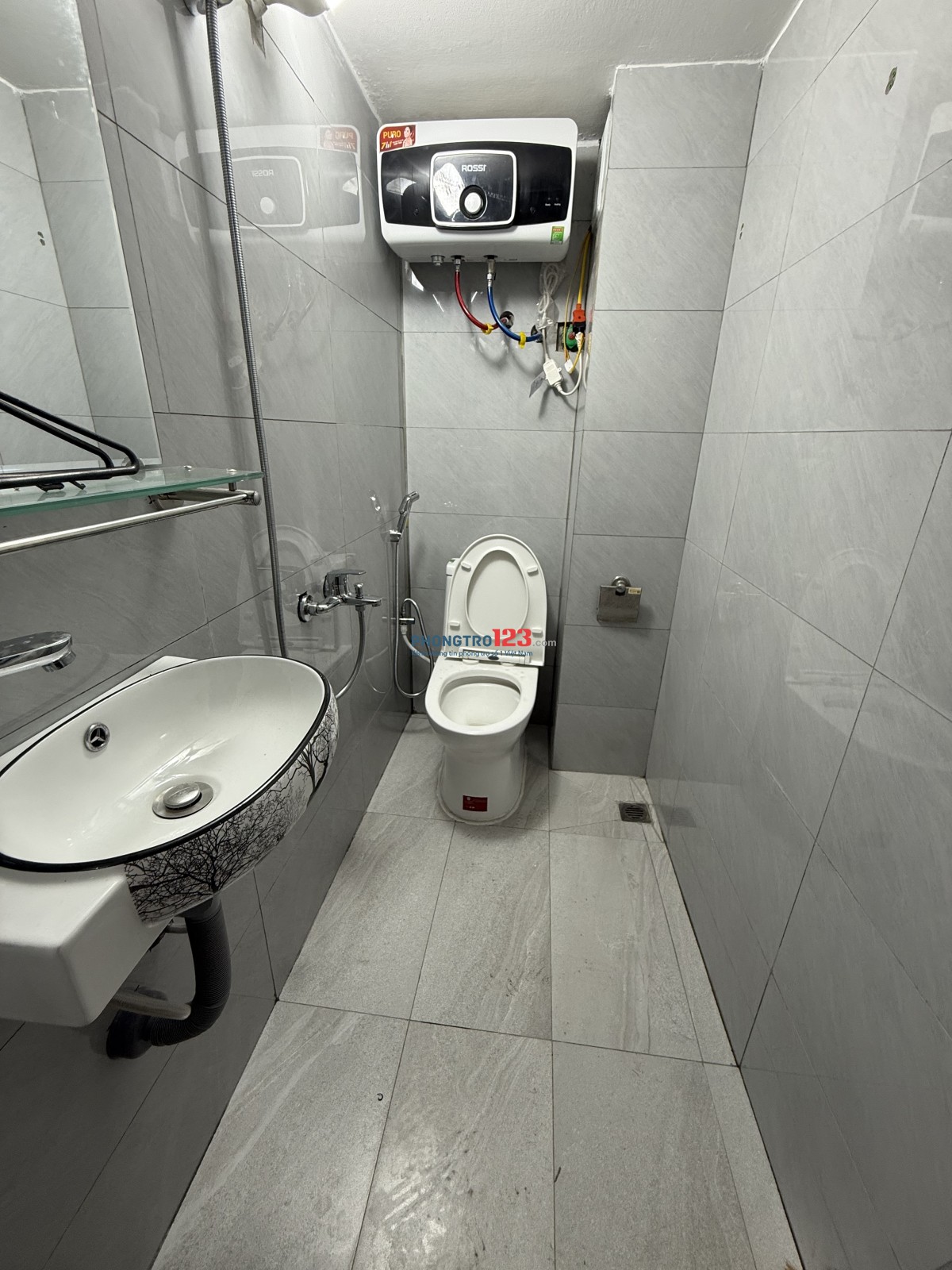 Cho thuê nhà riêng 4PN, 3WC, giá thỏa thuận tại Nguyễn Thượng Hiền, Quang Trung, Hà Đông, Hà Nội