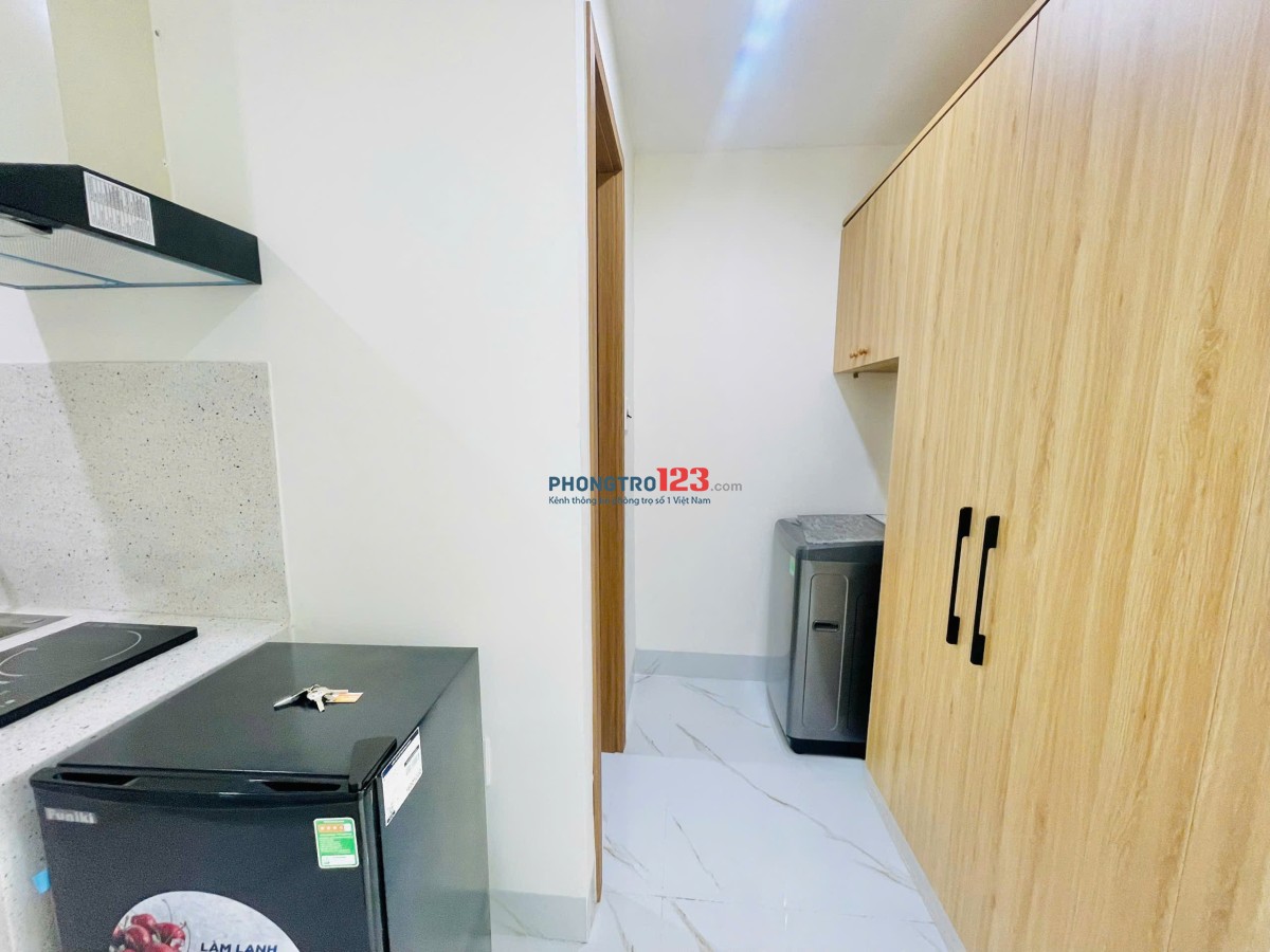 Studio Cửa Sổ 35m2 - Tách Bếp, Sạch Sẽ - Chu Văn An - Ngã Tư Hàng Xanh