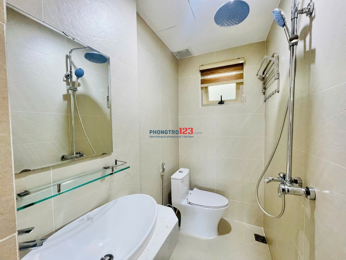 Studio Cửa Sổ 35m2 - Tách Bếp, Sạch Sẽ - Chu Văn An - Ngã Tư Hàng Xanh