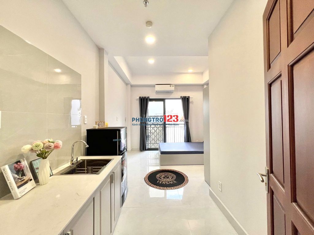 PHÒNG CỬA SỔ MỚI CÓ THANG MÁY NGAY AN ĐÔNG PLAZA