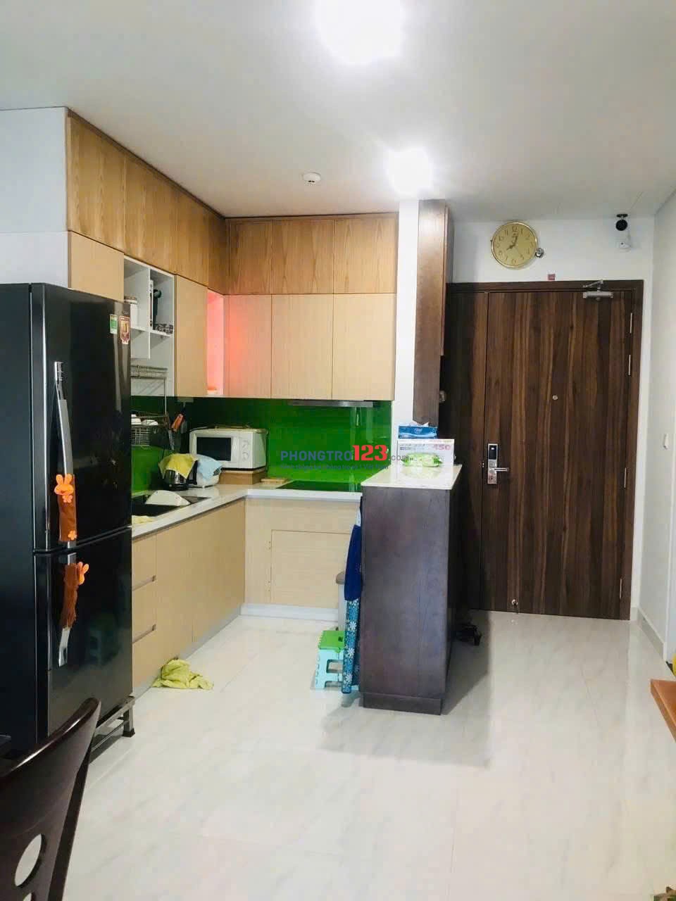 C/c Coop Mart Trường Sa, Căn góc, 100m2, 3PN, 2WC, Nội thất, 15tr/th.