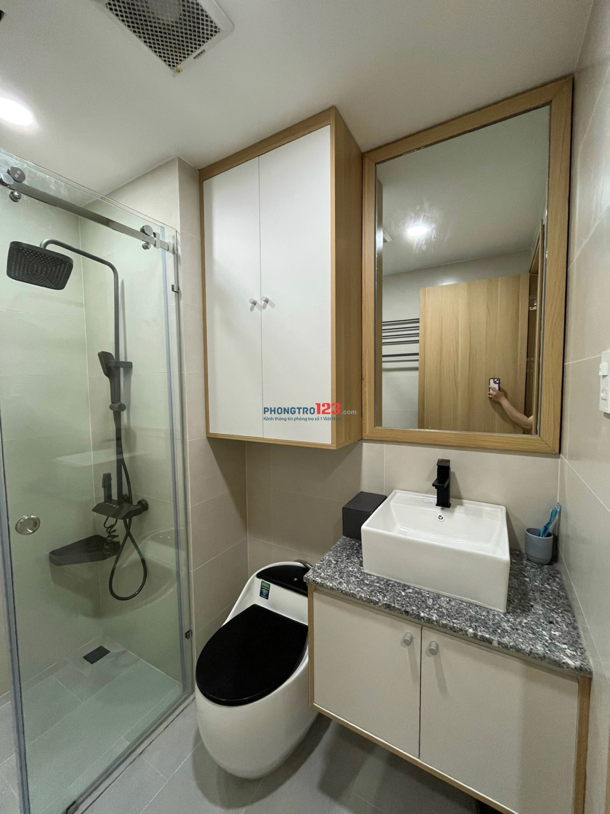 Cho thuê ngắn hạn ,căn hộ 2 phòng ngù 2 nhà vệ sinh ,đầy đủ tiện nghi