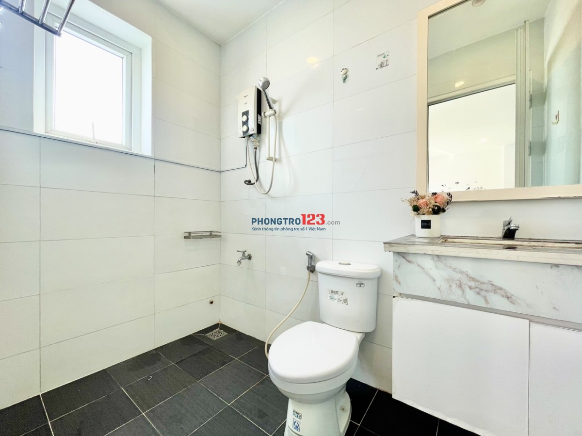 PHÒNG CỬA SỔ TRỜI CÓ THANG MÁY GẦN NGÃ 6 GÒ VẤP