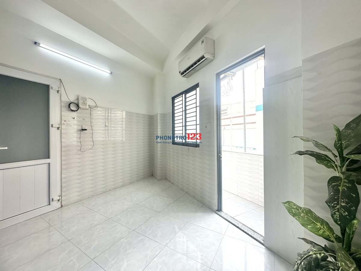 PHÒNG BAN CÔNG 30m2 FULL TIỆN NGHI MÁY GIẶT RIÊNG LÝ THƯỜNG KIỆT GẦN ĐH BÁCH KHOA