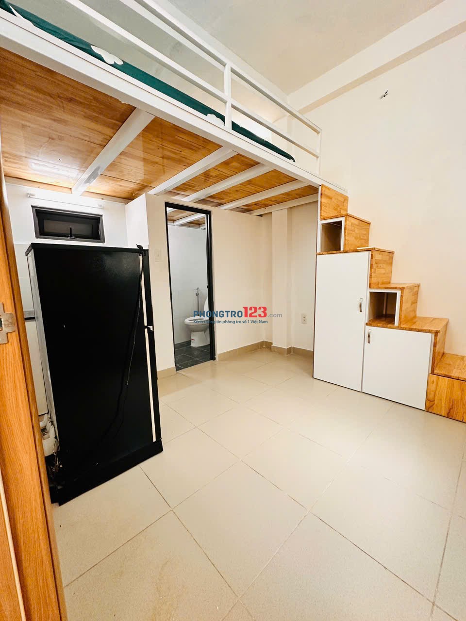 Phòng Duplex đủ nội thất đi bộ qua ĐH Hutech, DH Ngoại Thươg Q.Bình Thạnh.