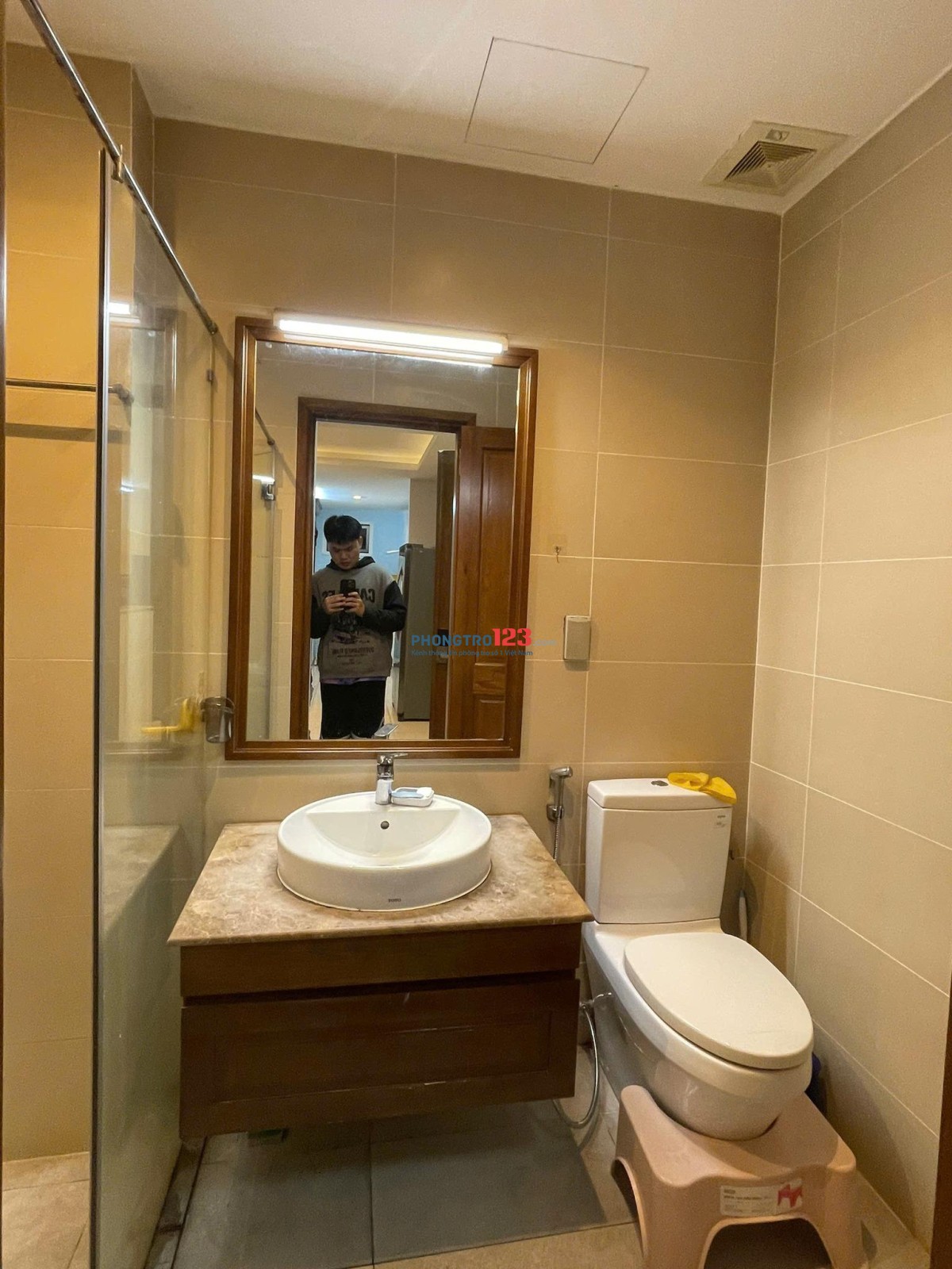 Căn hộ cao cấp Phúc Yên 2p ngủ,căn góc, full nội thất giá 11tr/th