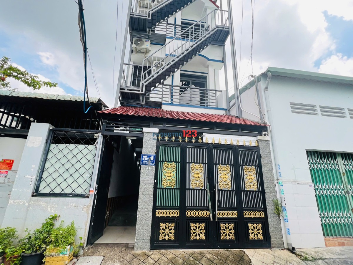 KTX NAM cao cấp mới XÂY đồ dùng đều mới có phòng 4 ngay ĐH SPKT, Hutech, Khu CNC, Giờ tự do