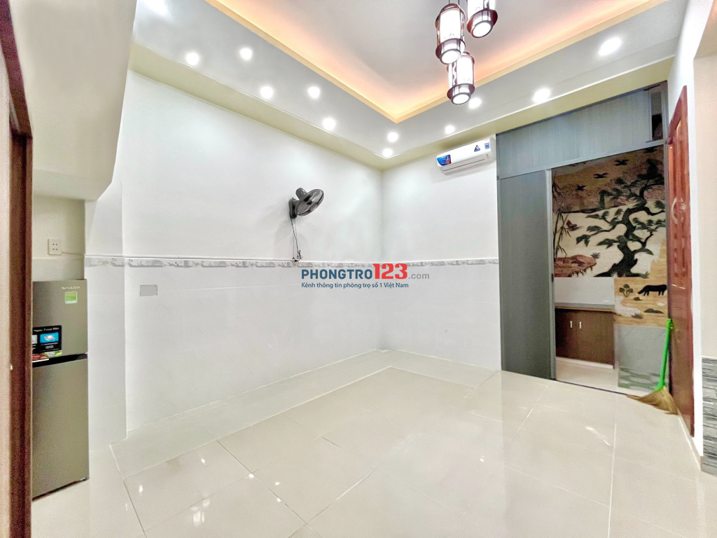 phòng 40m2 tầng trệt - tách bếp, thoáng mát Lê Văn Thọ, P9, GV