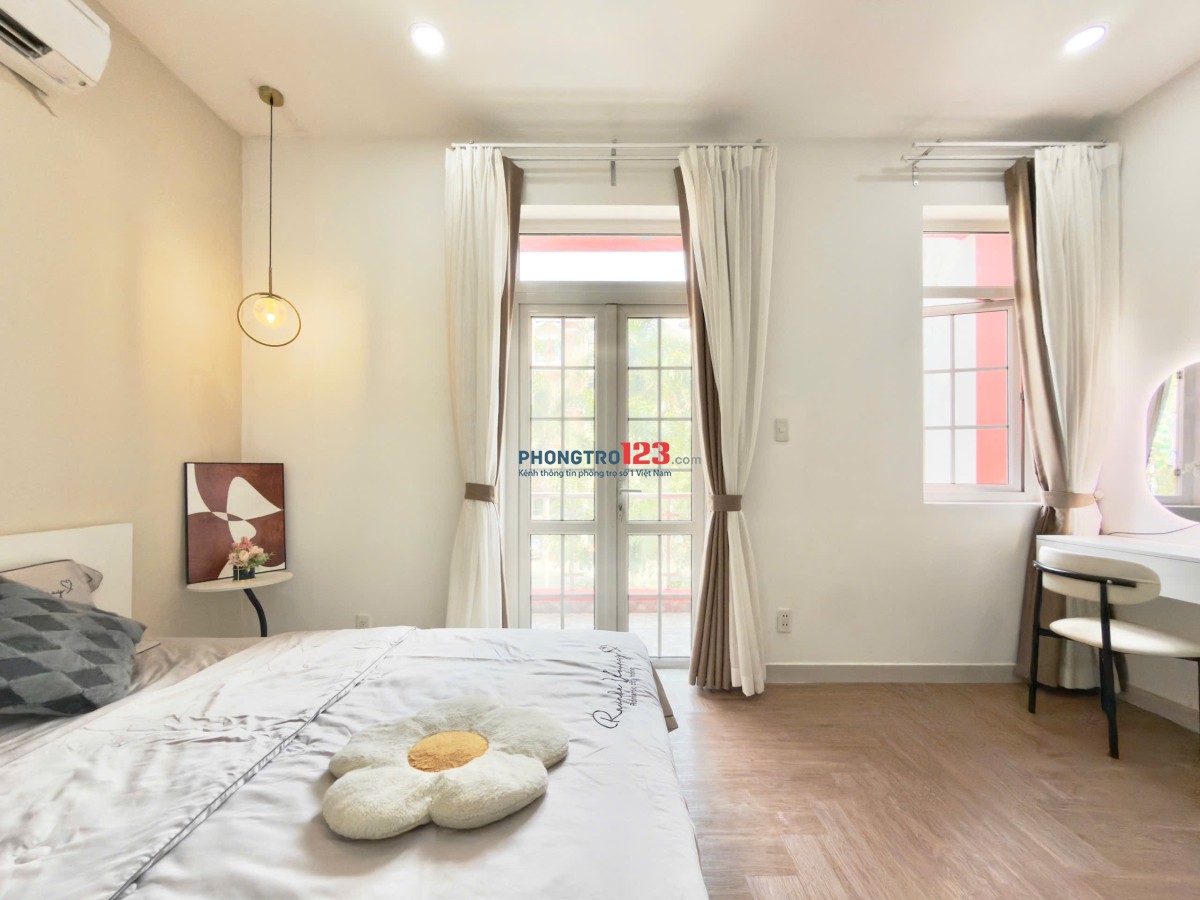 CHO THUÊ NGẮN - DÀI HẠN CĂN HỘ BAN CÔNG CỬA SỔ Ở HIM LAM Q7 SÁT LOTTE - RMIT - Q1 - Q4 - TDTU