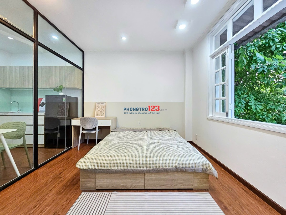 CHO THUÊ NGẮN - DÀI HẠN CĂN HỘ BAN CÔNG CỬA SỔ Ở HIM LAM Q7 SÁT LOTTE - RMIT - Q1 - Q4 - TDTU