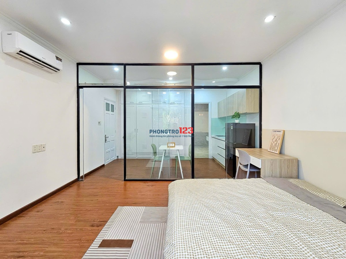 CHO THUÊ NGẮN - DÀI HẠN CĂN HỘ BAN CÔNG CỬA SỔ Ở HIM LAM Q7 SÁT LOTTE - RMIT - Q1 - Q4 - TDTU