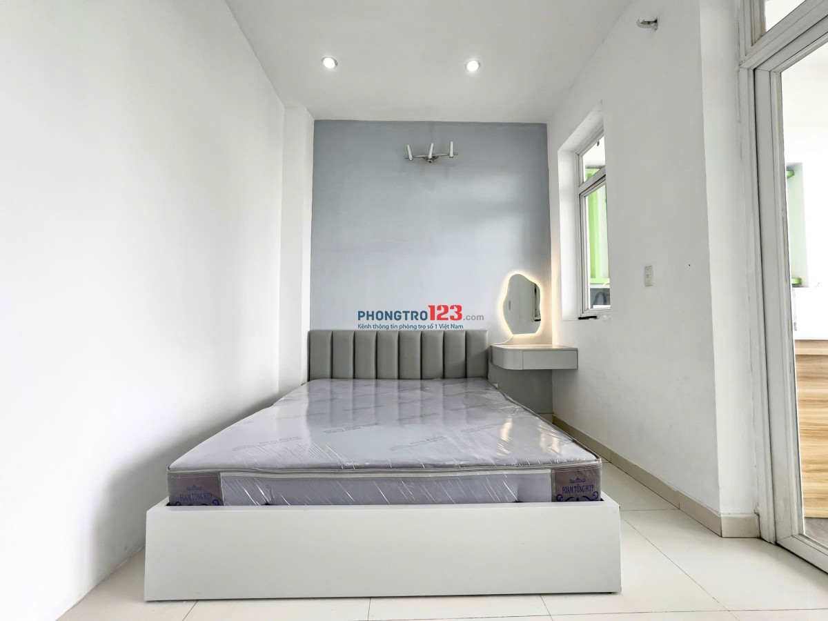 CHO THUÊ NGẮN - DÀI HẠN CĂN HỘ BAN CÔNG CỬA SỔ Ở HIM LAM Q7 SÁT LOTTE - RMIT - Q1 - Q4 - TDTU