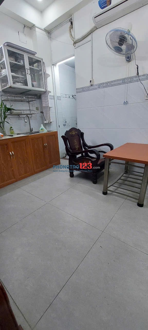 Cho thuê phòng full nội thất, rộng rãi, sạch đẹp, đầy đủ tiện ích, giá thuê chỉ 3.2 triệu