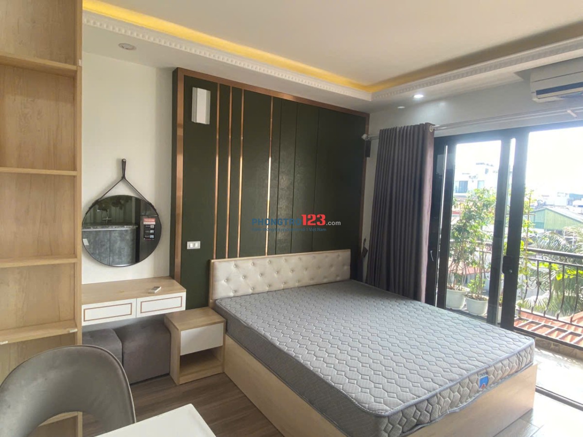Cho thuê Apartment tại Trích Sài, Tây Hồ Full thất cao cấp. Ban công View toàn mặt hồ Tây. Chỉ 7 tr