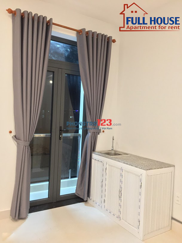 Phòng đầy đủ nội thất ngay chợ Tân Quy Quận7 (ban công riêng)