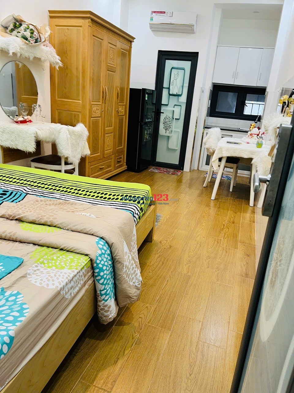 Cho thuê căn hộ Studio Cửa sổ thoáng Q4 gần ĐH Luật, ĐH Nguyễn Tất Thành, cầu Tân Thuận