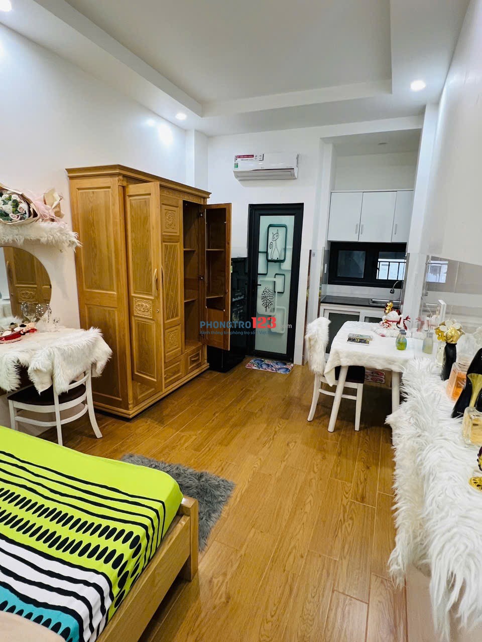 Cho thuê căn hộ Studio Cửa sổ thoáng Q4 gần ĐH Luật, ĐH Nguyễn Tất Thành, cầu Tân Thuận