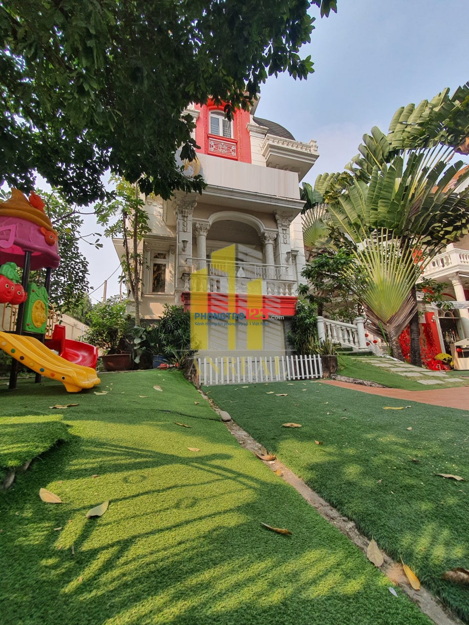 CHO THUÊ BIỆT THỰ GẦN VÕ TRƯỜNG TOẢN - CĂN GÓC HƠN 400M2 8 PHÒNG GIÁ 5000 USD