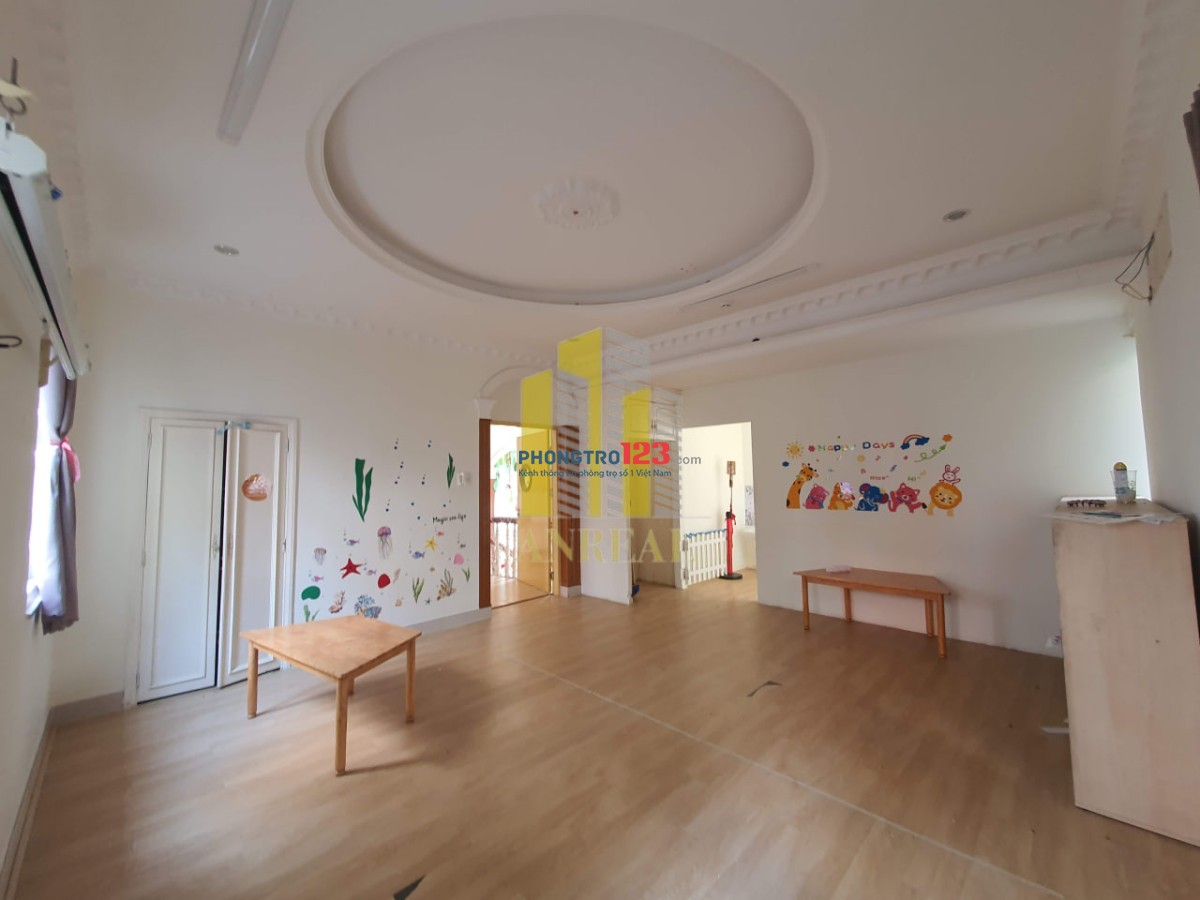 CHO THUÊ BIỆT THỰ GẦN VÕ TRƯỜNG TOẢN - CĂN GÓC HƠN 400M2 8 PHÒNG GIÁ 5000 USD