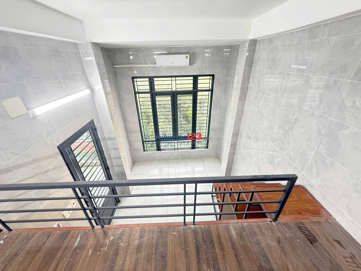 Giá thuê: 2.8 triệu/tháng Cho thuê phòng trệt – Đường Vườn Lài, Q.12 Gần ĐH Nguyễn Tất Thàn