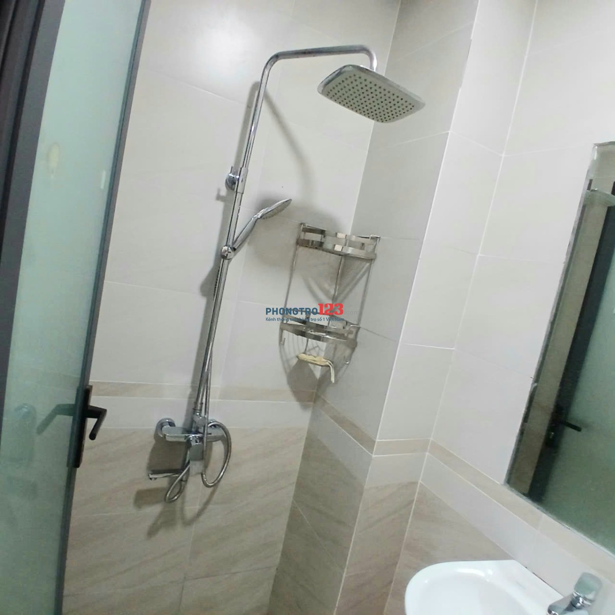 Studio Cửa Sổ, Thang Máy - Phan Chu Trinh - Gần chợ Bà Chiểu - Chỉ Tính Điện Và Nước