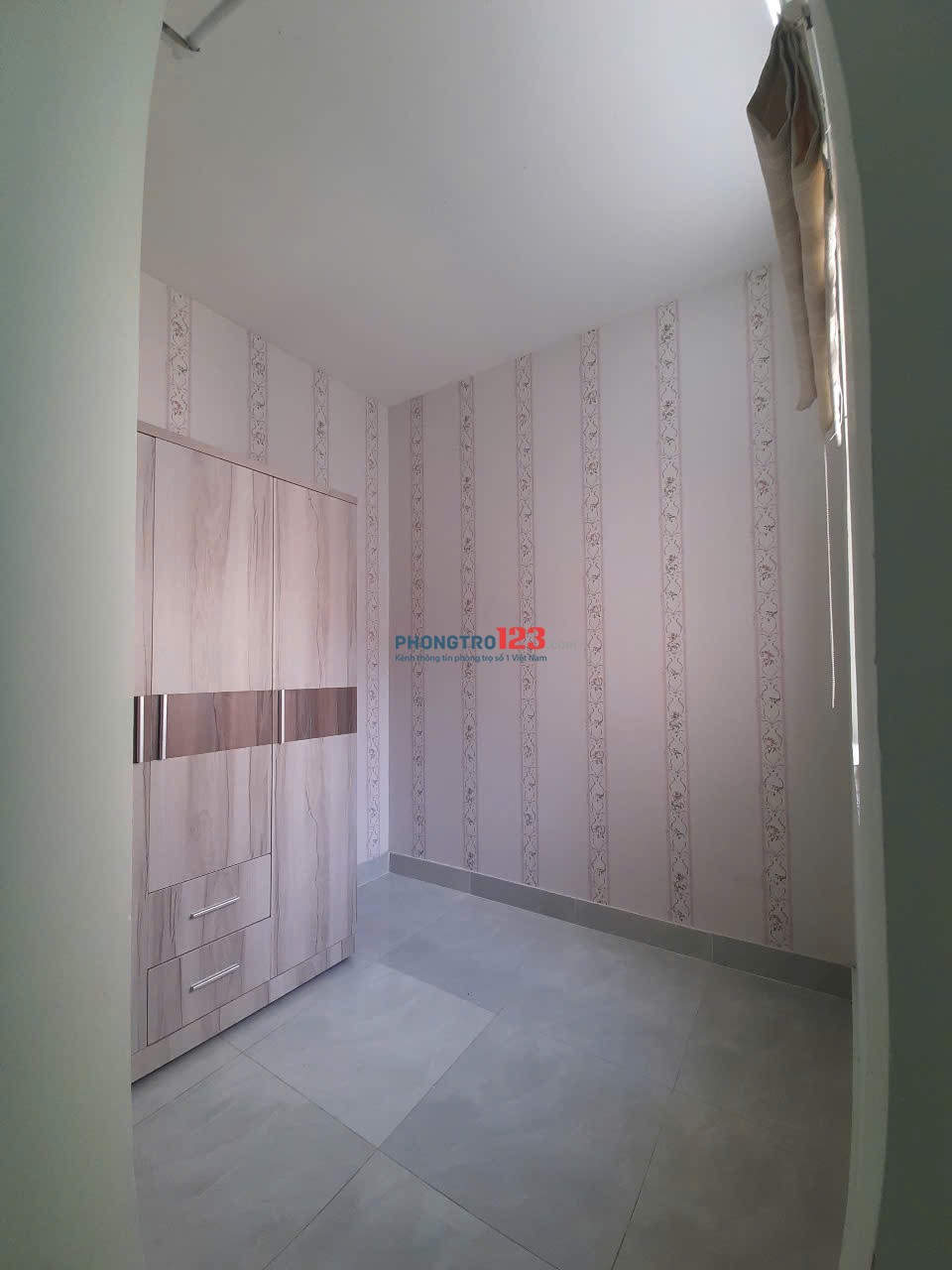 Cho thuê căn hộ mini có 1 PN nhỏ, 28 m2 Q.11, Thoáng mát, An ninh. cách cầu vượt Cây Gỗ 50m.