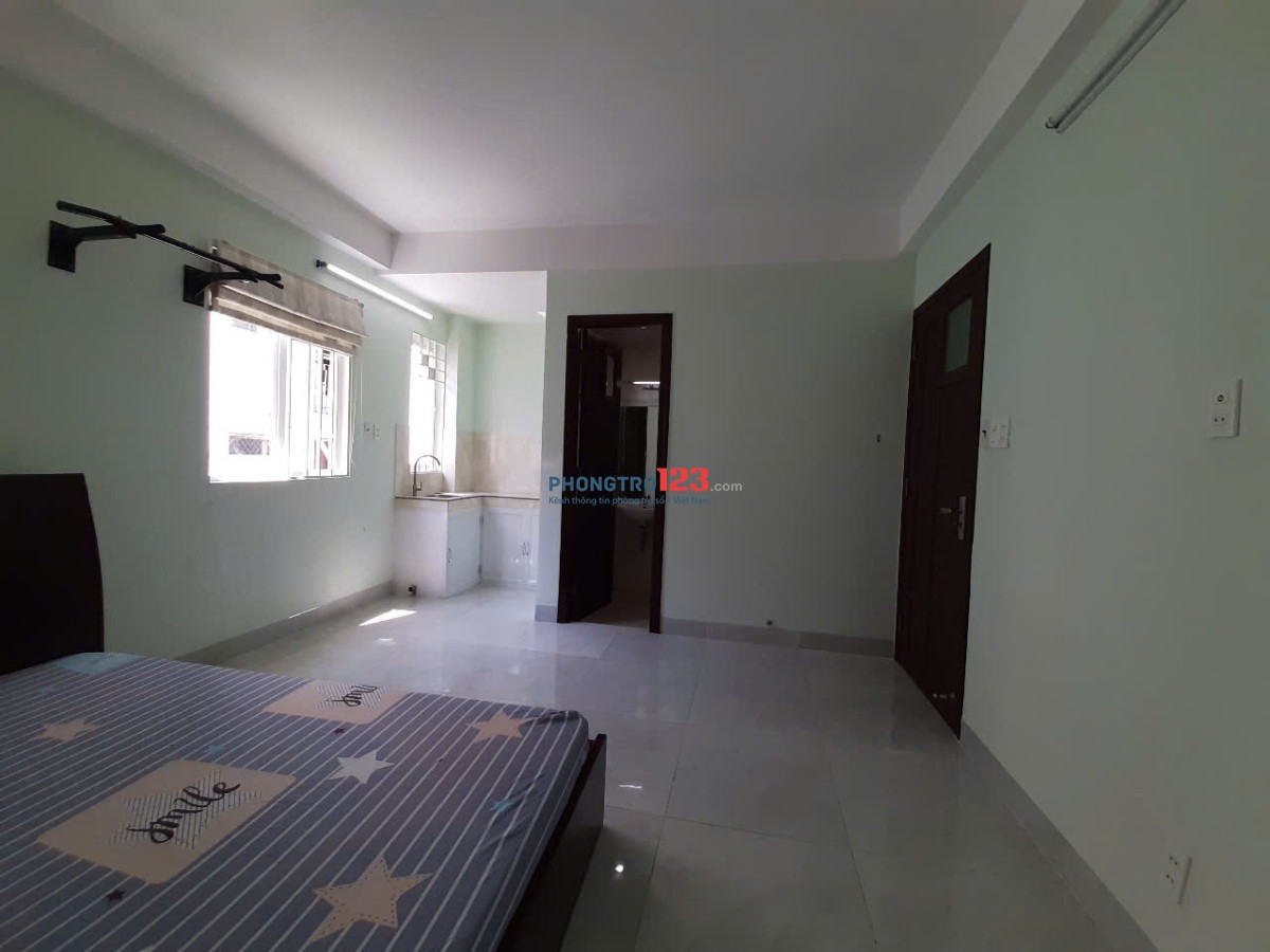 Cho thuê căn hộ mini có 1 PN nhỏ, 28 m2 Q.11, Thoáng mát, An ninh. cách cầu vượt Cây Gỗ 50m.