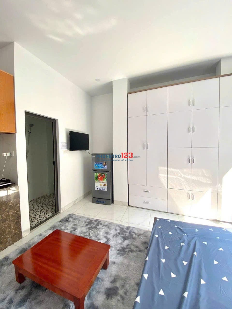 Tìm 1 bạn nữ ở ghép 2 người, hiện đã có 1 người, đầu tháng 3 chuyển vào luôn hoặc ra tết càng tốt