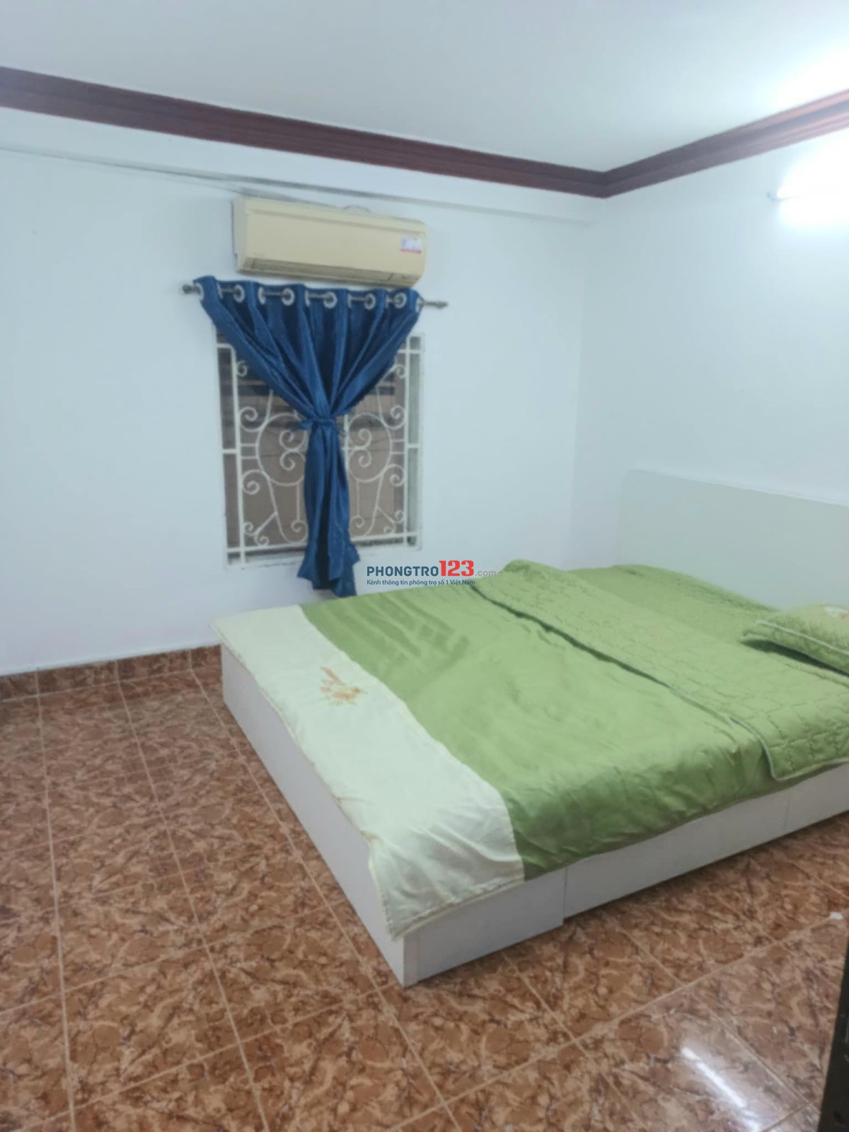 Cho thuê Duplex 2PN + 1 Trệt Bếp - Cửa Sổ Thoáng - Ung Văn Khiêm - Sát Bên ĐH Hutech