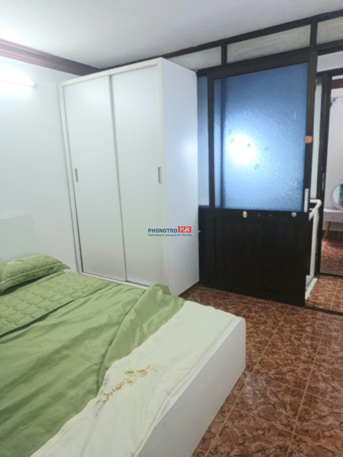 Cho thuê Duplex 2PN + 1 Trệt Bếp - Cửa Sổ Thoáng - Ung Văn Khiêm - Sát Bên ĐH Hutech