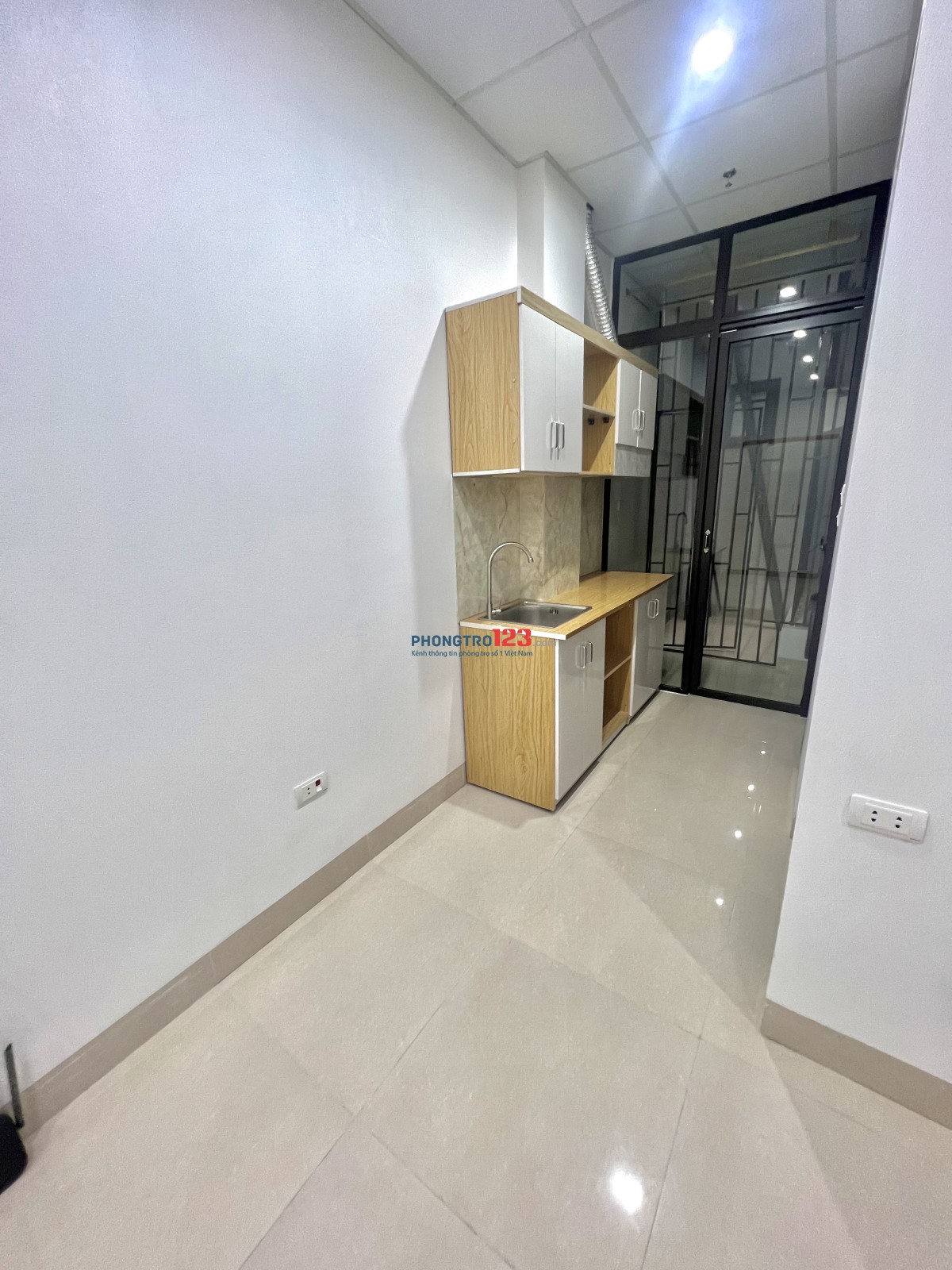 CHO THUÊ CCMN VĂN QUÁN MỚI XÂY FULL NỘI THẤT CƠ BẢN - CÓ THANG MÁY - GIÁ 4,x TR