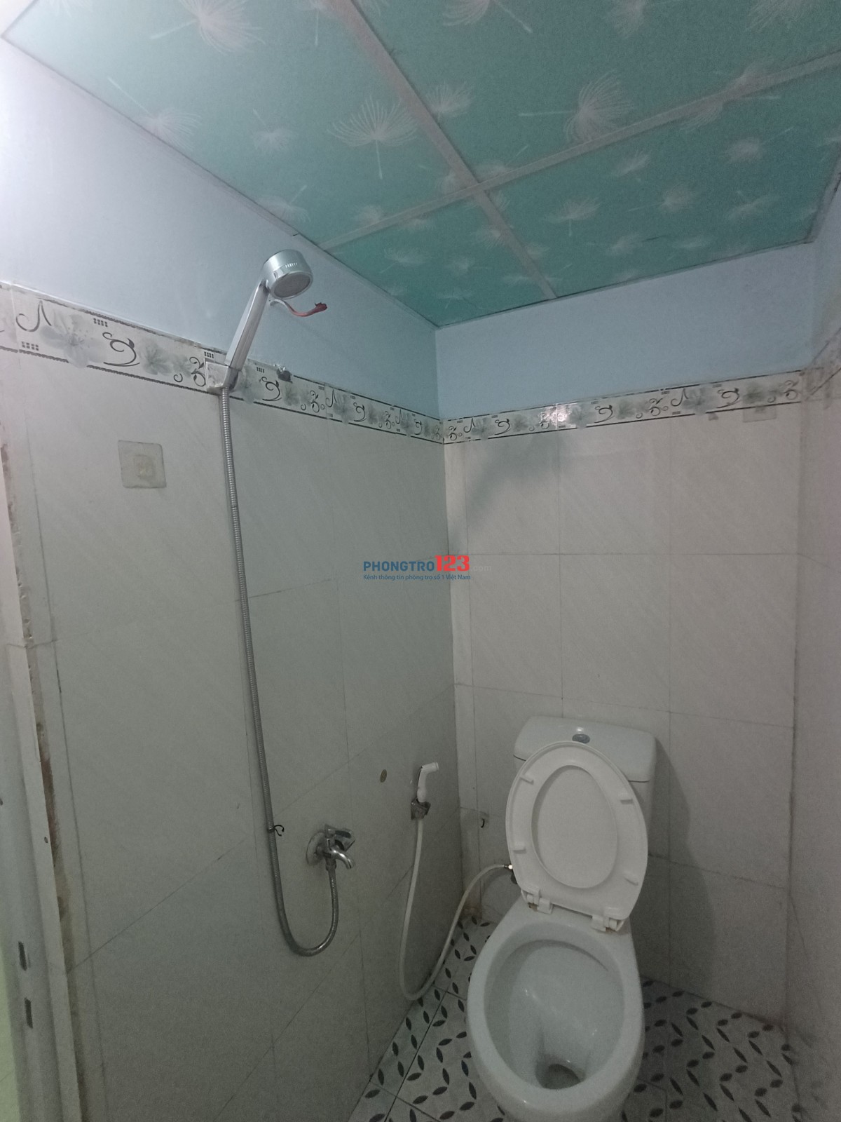 Phòng trọ hẻm ngã ba đô quang lê đình lý