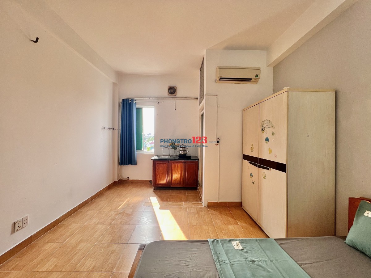 PHÒNG CỬA SỔ LỚN FULL TIỆN NGHI GẦN CHỢ TÂN MỸ Q.7