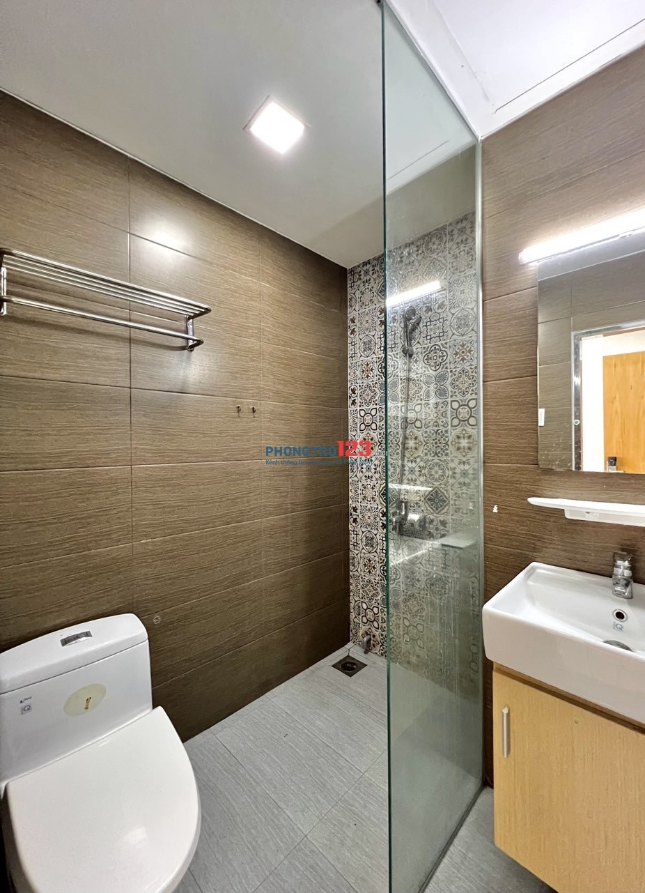 PHÒNG CÓ GÁC MÁY GIẶT RIÊNG GẦN NGÃ 4 PHÚ NHUẬN