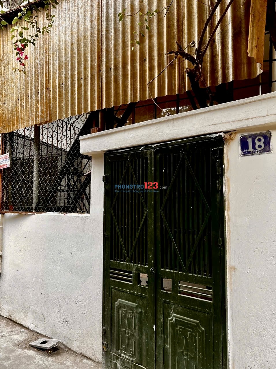 Chính chủ cho thuê 2 phòng đủ nội thất, chỗ nấu,WC mới khép kín, cầu thang riêng, gần chợ, trường ĐH