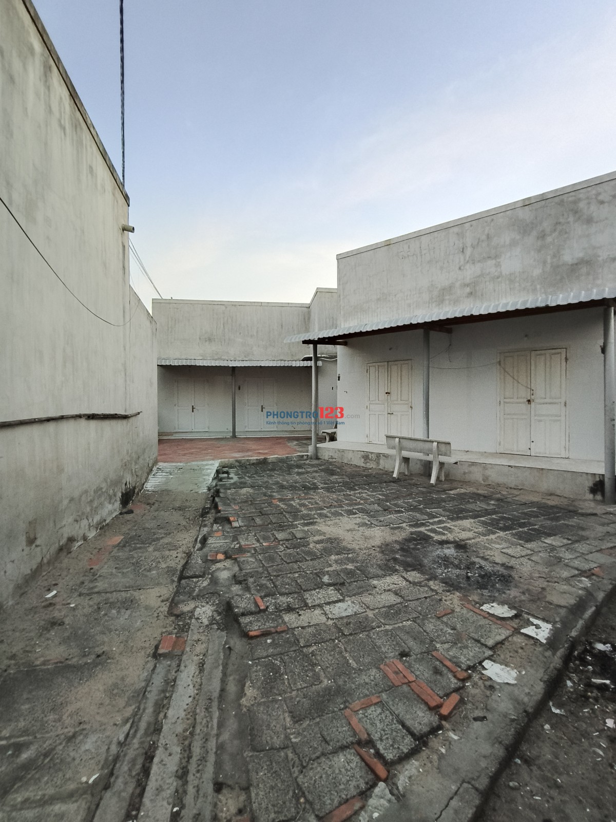 NHÀ TRỌ NĂM CƯ CHO THUÊ PHÒNG TRỌ GIÁ RẺ (CHÍ CÔNG - DUỒNG)