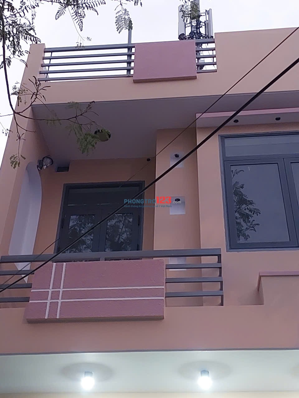 Cho thuê nhà nguyên căn để làm văn phòng hoặc kinh doanh buôn bán