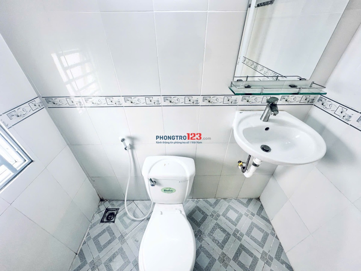 PHÒNG RỘNG GÁC CAO, cửa số cực thoáng – GẦN SPKT CS2, Lê Văn Việt | Ở 3 NGƯỜI THOẢI MÁI