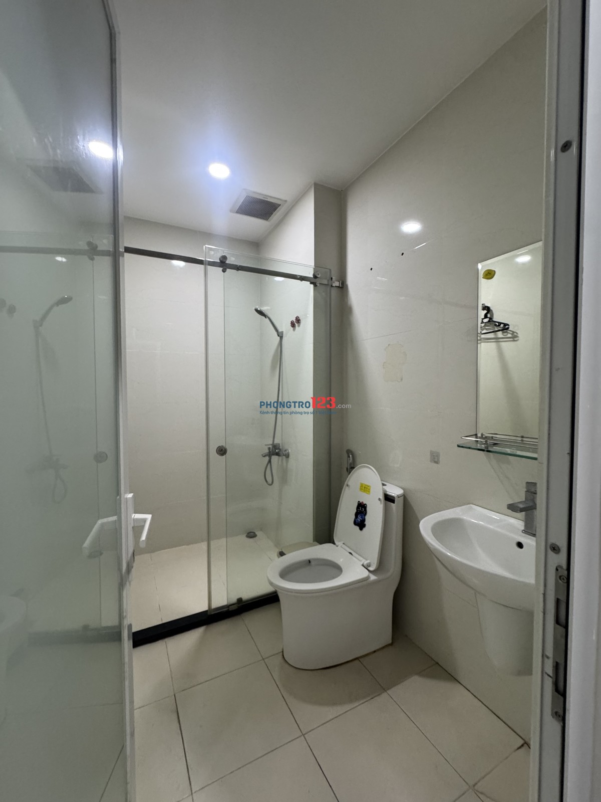  Phòng mới nội thất full 100% – chỉ cần xách vali vào ở