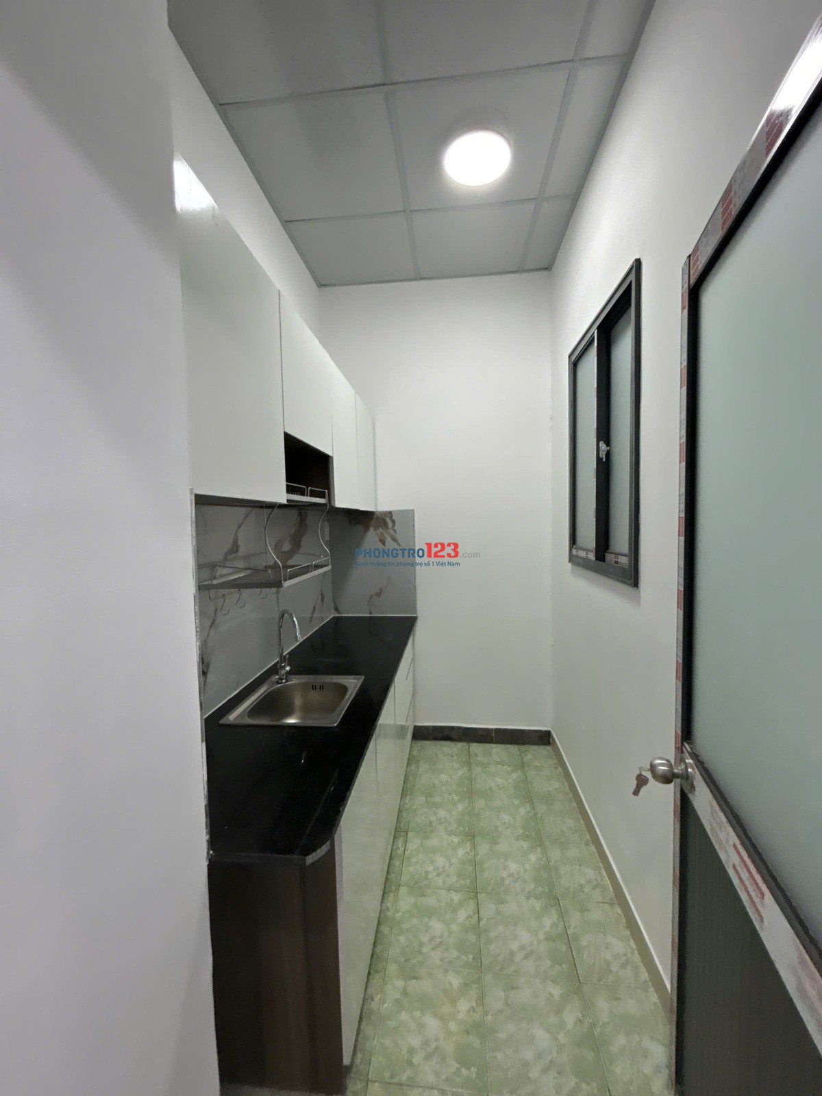 Cho THUÊ CHDV. Địa chỉ: 14/5 Đào Duy Anh, Phường 9, Quận Phú Nhuận