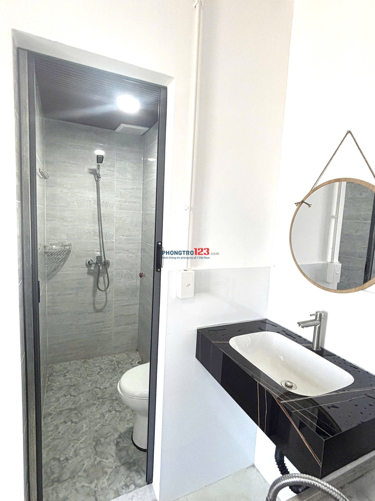 Studio full nội thất, cách chợ gò vấp 1 km, đh học văn lang, đh công nghiệp 1 km, sân bay Tsn 5 km