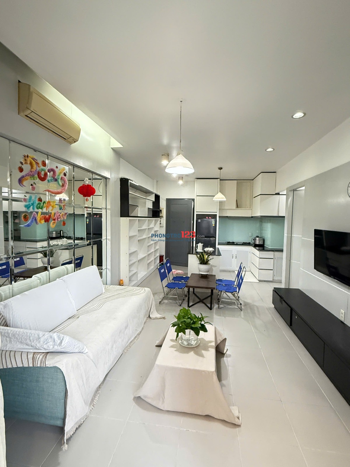 Cho thuê CC Phan Văn Trị (p2, Q5 cũ) 56m2, 2PN + 1WC, giá 12 triệu, đầy đủ nội thất