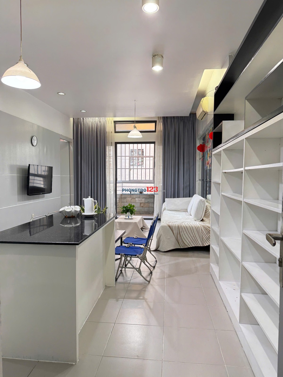 Cho thuê CC Phan Văn Trị (p2, Q5 cũ) 56m2, 2PN + 1WC, giá 12 triệu, đầy đủ nội thất