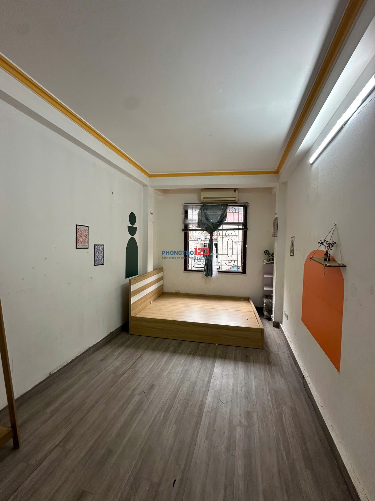 Cho thuê phòng trọ, căn hộ dịch vụ tại nhà 5 tầng mặt đường Thụy Khuê, gần chợ Bưởi.